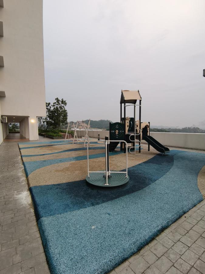 Ilsham Guest House @ Seroja Hills Bbst Sepang Extérieur photo