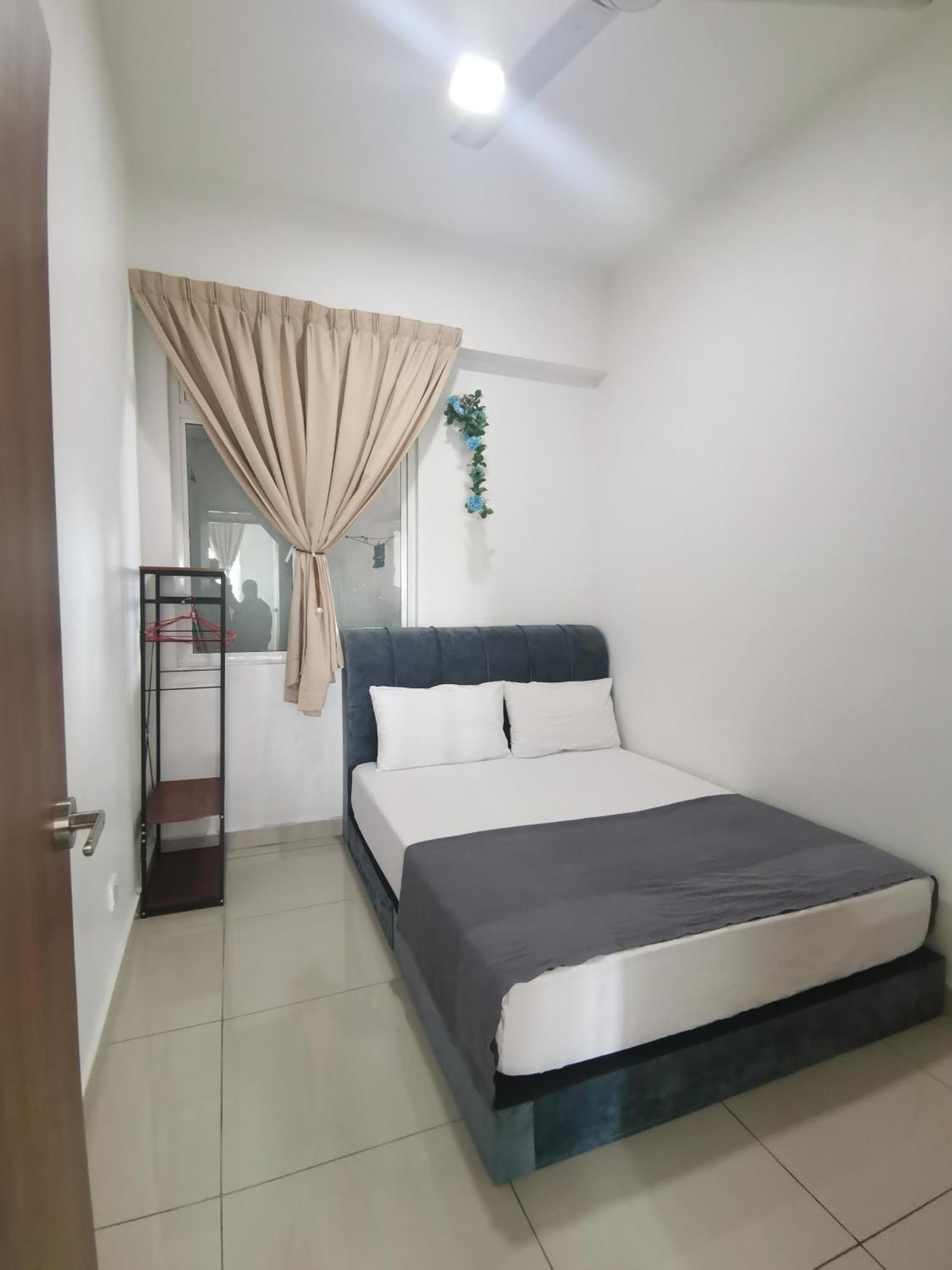 Ilsham Guest House @ Seroja Hills Bbst Sepang Extérieur photo